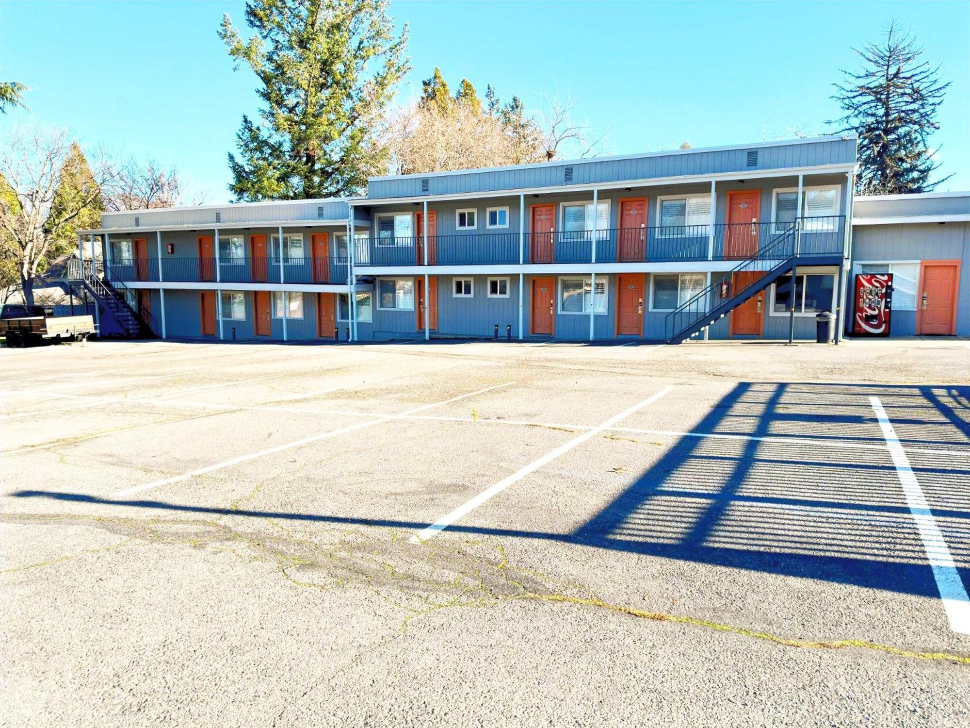 Ashland Motel - Oregon Bagian luar foto